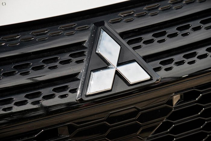 2025 Mitsubishi Eclipse Cross PHEV Exceed YB MY24 AWD White Diamond