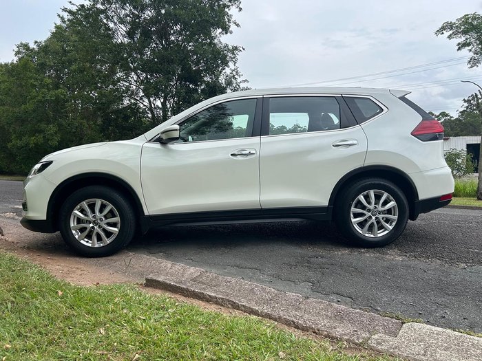 2022 Nissan X-TRAIL ST