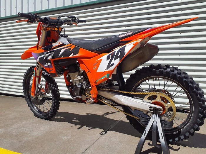 2023 KTM 450 SX-F SX-F Orange