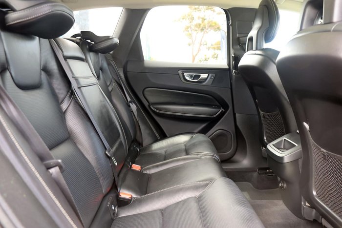 2018 Volvo XC60 D4 Momentum