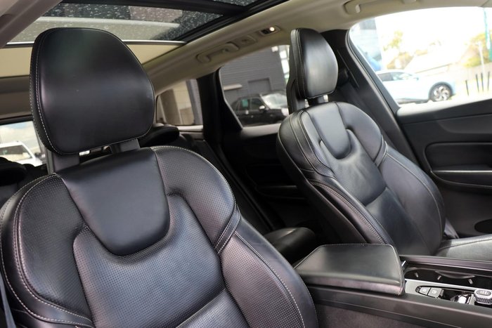 2018 Volvo XC60 D4 Momentum