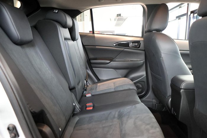 2025 Mitsubishi Eclipse Cross PHEV Aspire YB MY24 AWD Sterling Silver