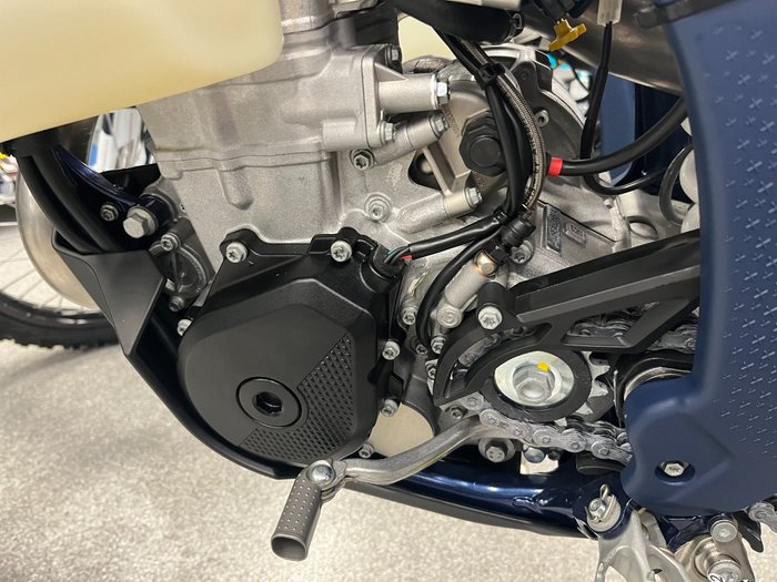 2025 HUSQVARNA FE501 WHITE