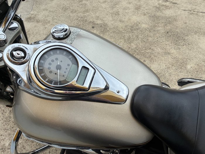 2012 Kawasaki VULCAN 1700 CLASSIC (VN1700) Silver