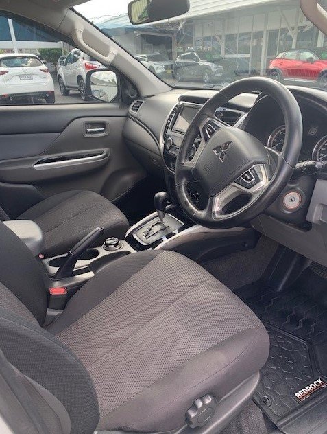 2017 Mitsubishi Triton GLS