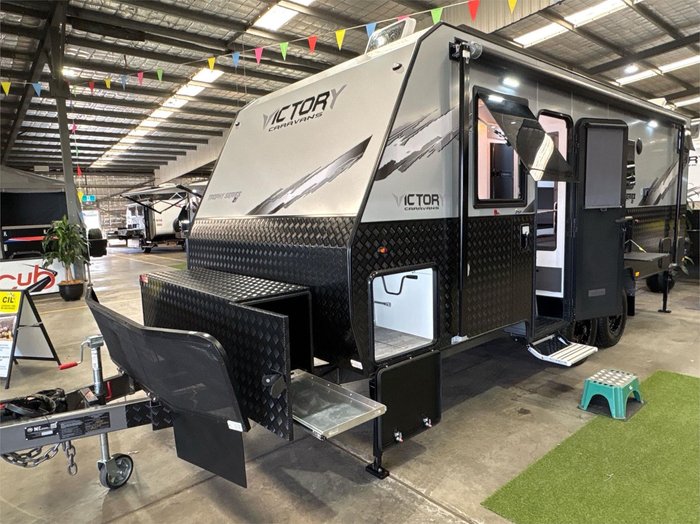 2025 VICTORY CARAVANS Off-Road Family 21
