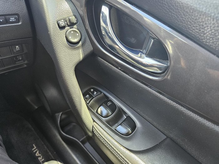 2021 Nissan X-TRAIL ST-L