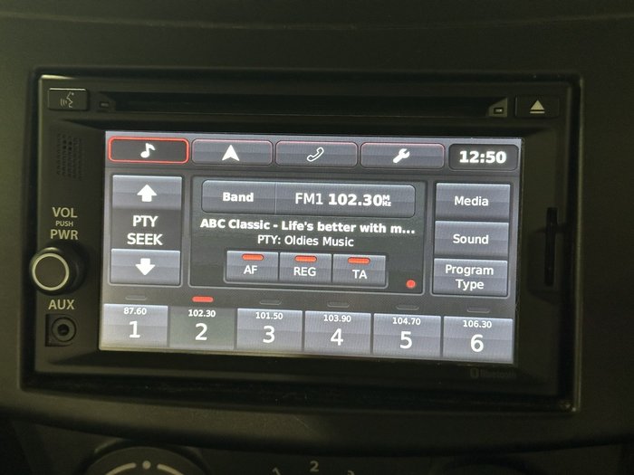 2014 Suzuki Swift GL Navigator