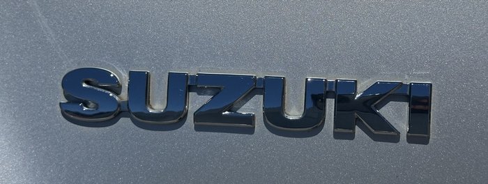 2014 Suzuki Swift GL Navigator