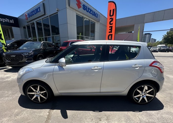 2014 Suzuki Swift GL Navigator