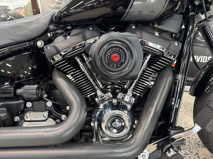 2022 Harley-Davidson Sport Glide 107 (FLSB) Softail Black