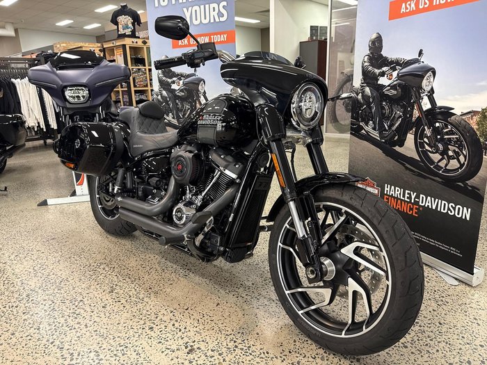2022 Harley-Davidson Sport Glide 107 (FLSB) Softail Black