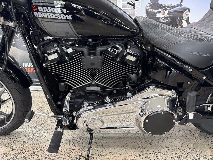 2022 Harley-Davidson Sport Glide 107 (FLSB) Softail Black