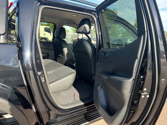 2025 Nissan Navara PRO-4X