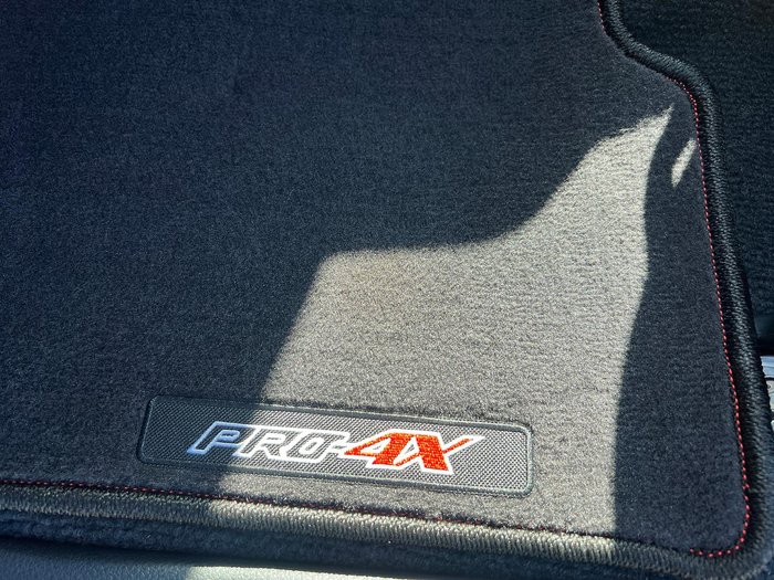 2025 Nissan Navara PRO-4X