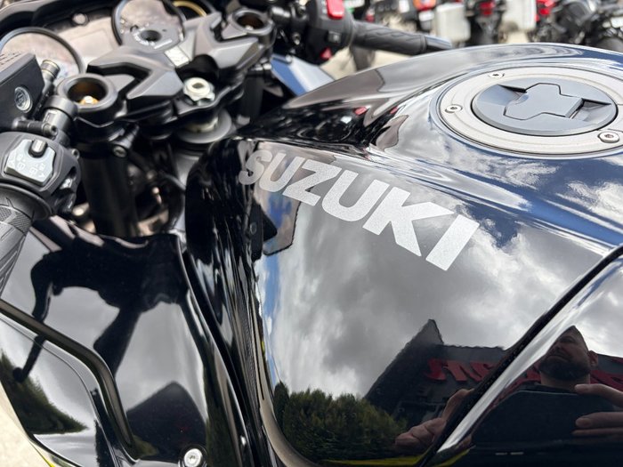 2021 Suzuki GSX1300RA (HAYABUSA) Black
