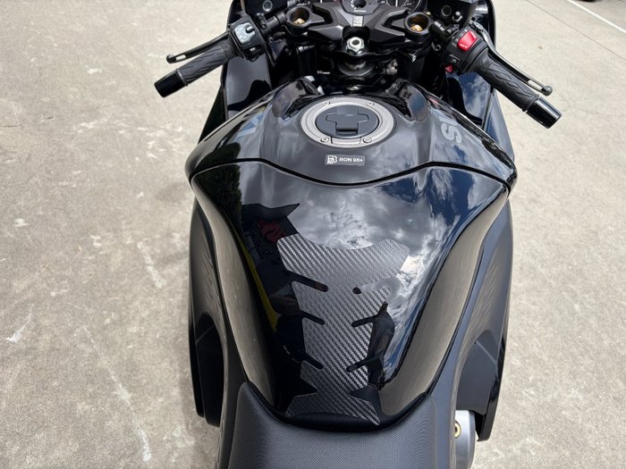 2021 Suzuki GSX1300RA (HAYABUSA) Black