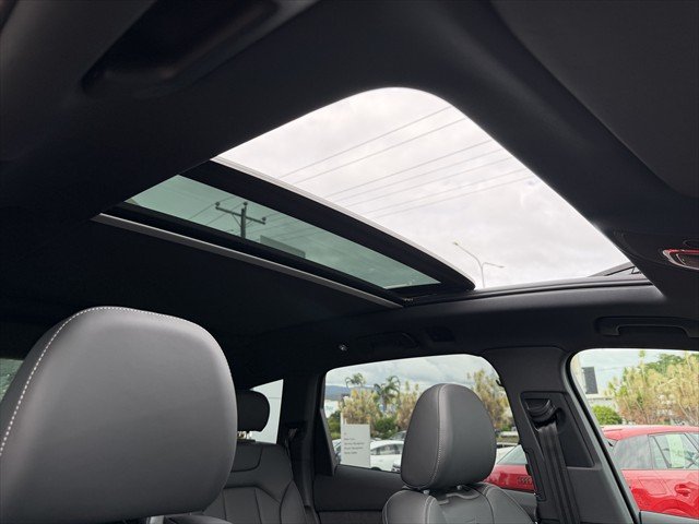 2025 Audi Q7 50 TDI S line