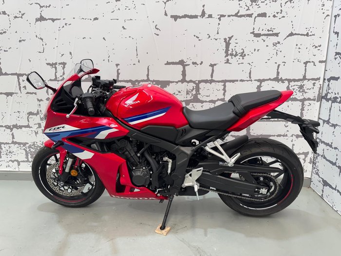 2025 Honda CBR650R E-Clutch CBR 650 Red