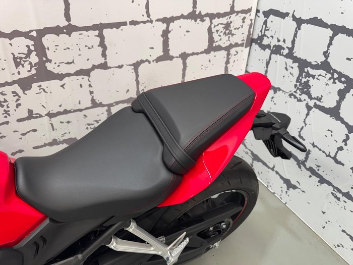 2025 Honda CBR650R E-Clutch CBR 650 Red
