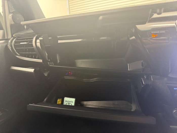 2023 Toyota Hilux Rogue GUN126R 4X4 Dual Range Glacier White