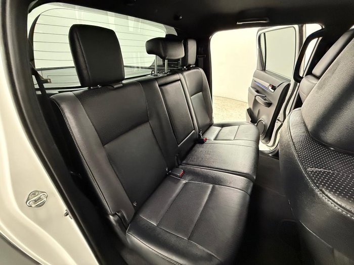 2023 Toyota Hilux Rogue GUN126R 4X4 Dual Range Glacier White