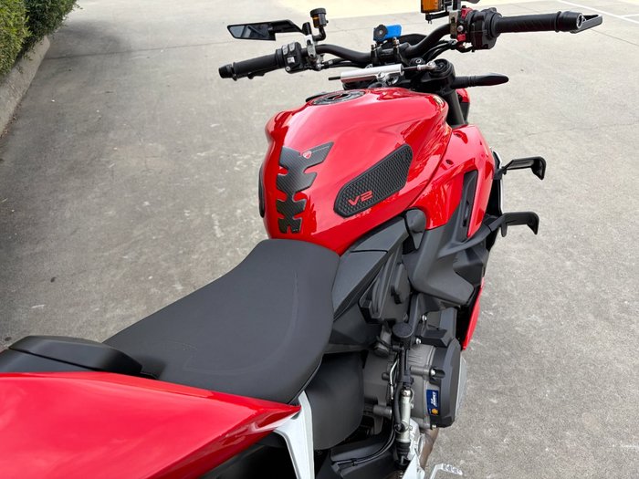 2023 DUCATI STREETFIGHTER V2