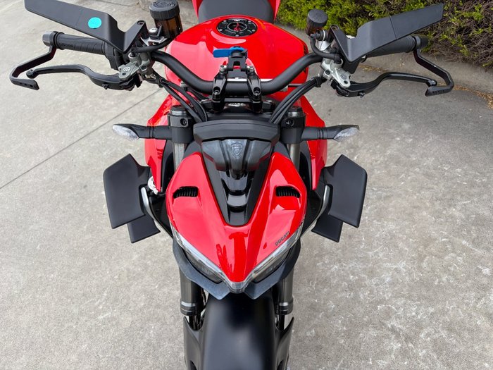 2023 DUCATI STREETFIGHTER V2