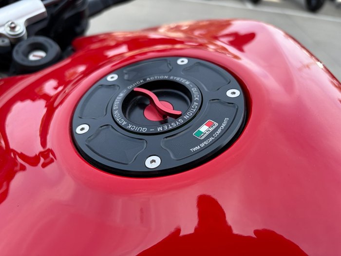 2023 DUCATI STREETFIGHTER V2