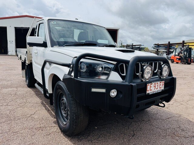 2021 Mahindra PIK-UP 2022 Mahindra PIK-UP Single Cab Cab Chassis MT 4x2 S6+ Arctic White