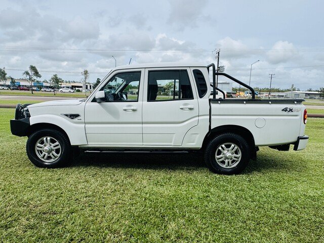 2022 Mahindra PIK-UP 2022 Mahindra PIK-UP Dual Cab Utility MT 4x4 S10+ Arctic White