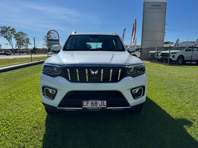 2023 Mahindra Scorpio 2023 Mahindra Scorpio Z8L (SCORPIOZ8L) SCORPIOZ8L Everest White