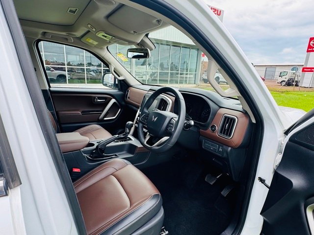 2023 Mahindra Scorpio 2023 Mahindra Scorpio Z8L (SCORPIOZ8L) Everest White