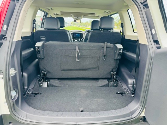 2023 Mahindra Scorpio 2023 Mahindra Scorpio Z8L (SCORPIOZ8L) Everest White