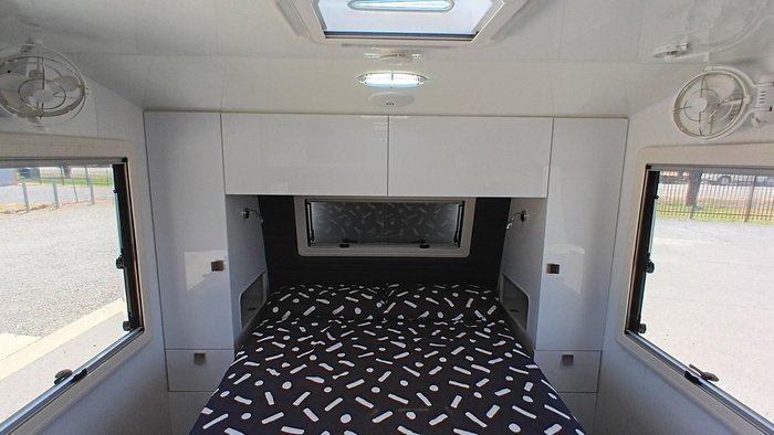 2023 Millard Mflow 1760