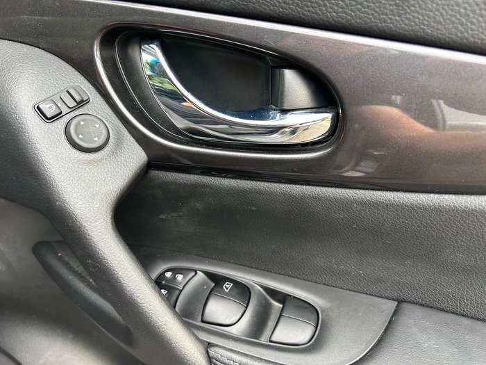 2021 Nissan X-TRAIL ST