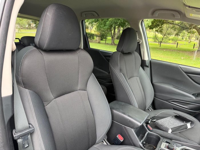 2021 Subaru Forester 2.5i