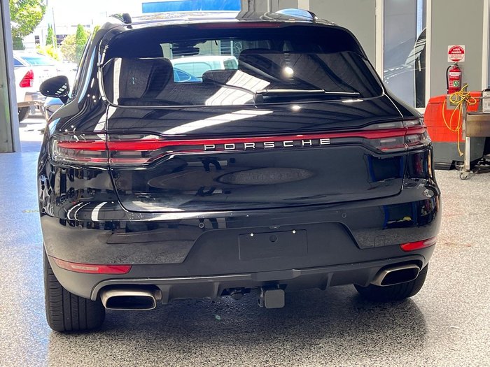 2020 Porsche Macan 95B MY20 AWD Jet Black