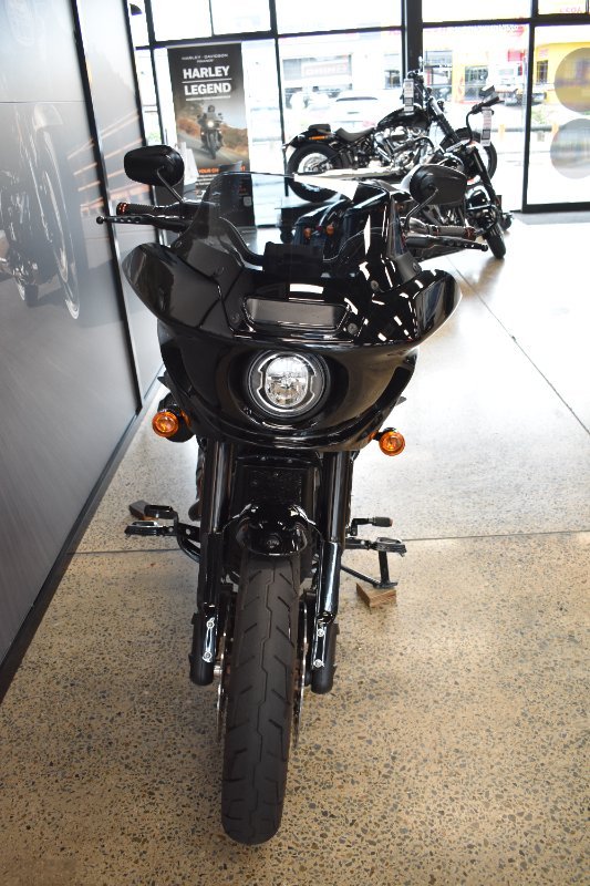 2023 Harley-davidson FXLRST LOW RIDER ST (117) VIVID BLACK