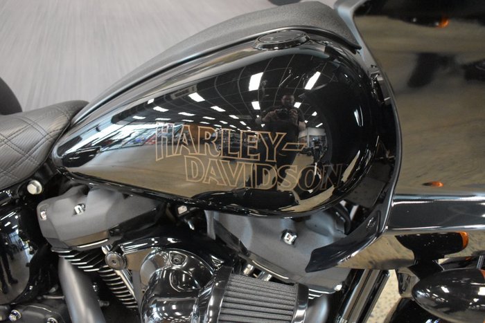 2023 Harley-davidson FXLRST LOW RIDER ST (117) VIVID BLACK