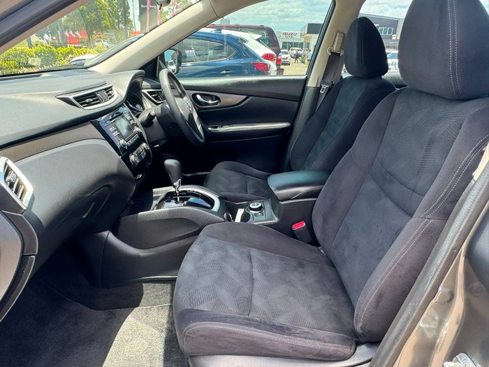 2016 Nissan X-TRAIL ST