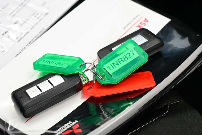 2025 Mitsubishi ASX LS