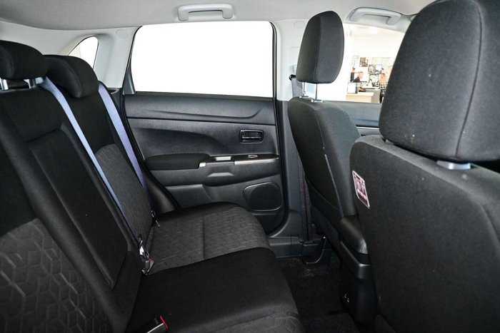 2025 Mitsubishi ASX LS