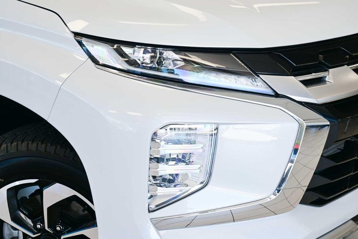 2025 Mitsubishi Pajero Sport GLS