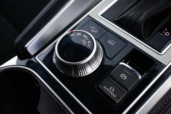 2025 Mitsubishi Pajero Sport GLS