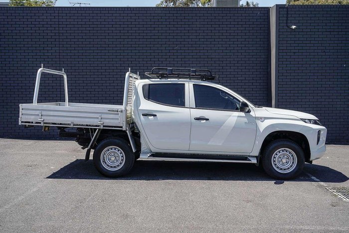 2021 Mitsubishi Triton GLX