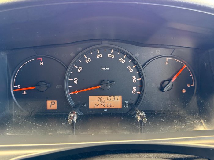 2017 Toyota Hiace Commuter