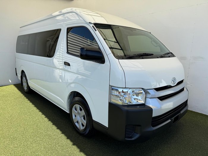 2017 Toyota Hiace Commuter
