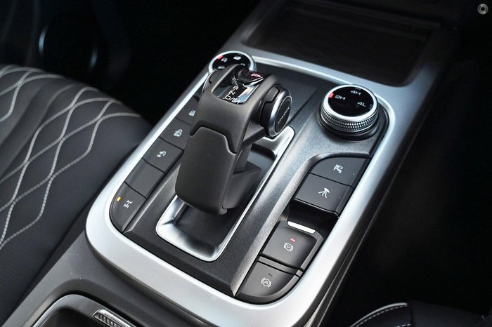 2025 GWM Tank 300 Lux