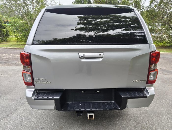 2020 Isuzu D-MAX LS-M